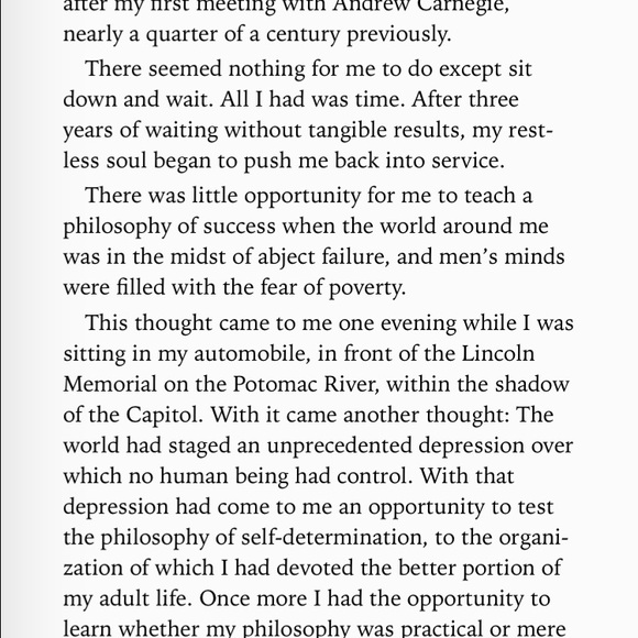 Majestic Blue Queen Platform Bed - Picture 2 of 8